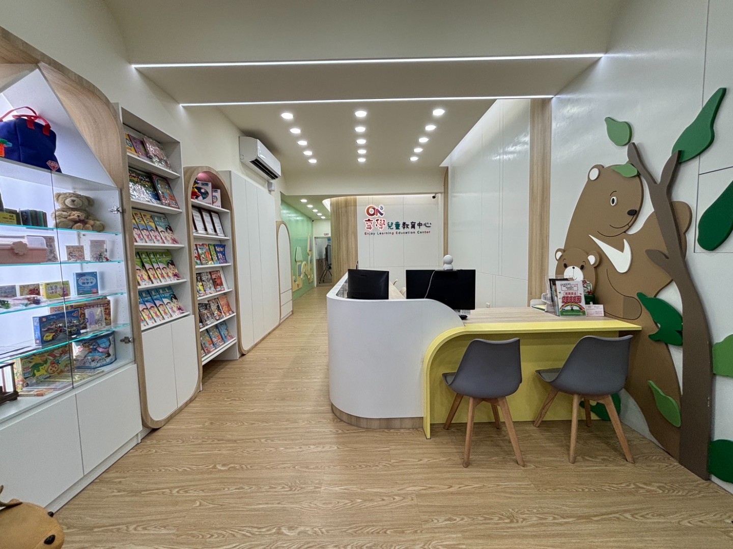 ALL_fac_classroom_25L31_J1cawinu6A