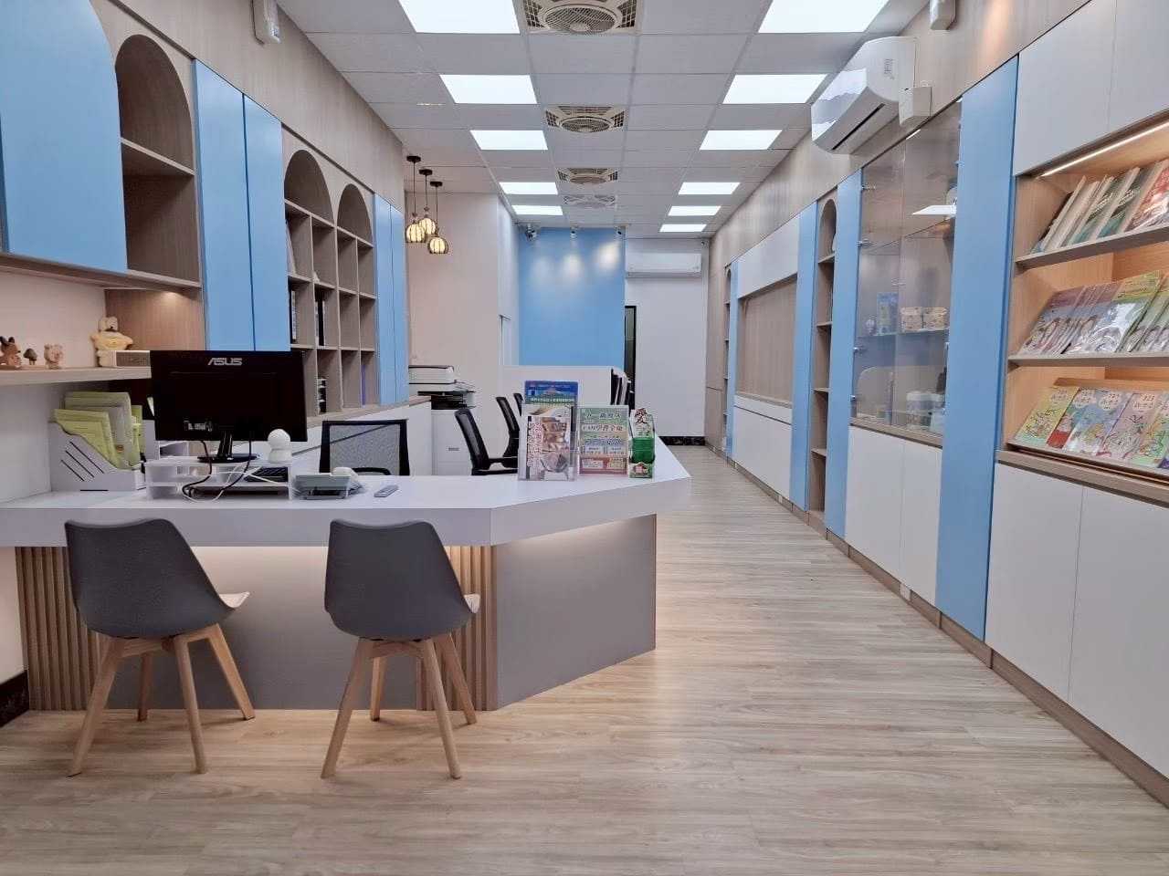 ALL_fac_classroom_25L31_JdecDJybUY