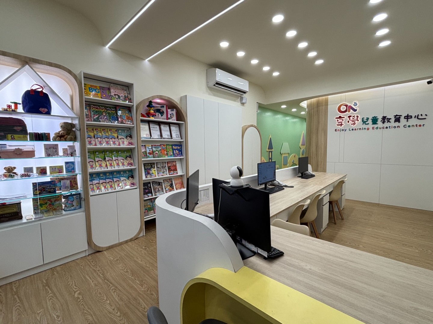 ALL_fac_classroom_25L31_KuPPCYss1H