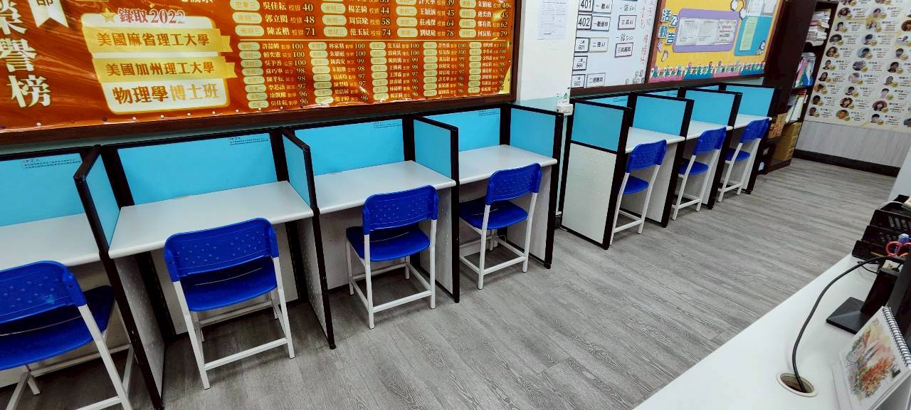 ALL_fac_classroom_25L31_Lpx1A6UrSn