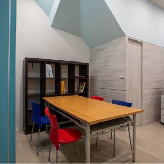 ALL_fac_classroom_25L31_7BiKmDcSIA